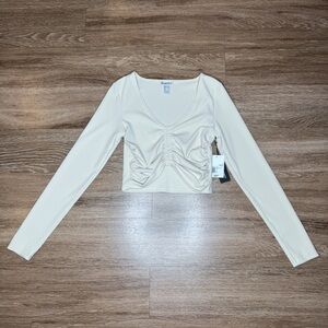 Forever 21 Active Cream Ruched Long Sleeve Crop Top Size L